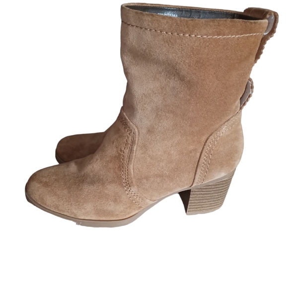 White mountain suede boots - Picture 3 of 5